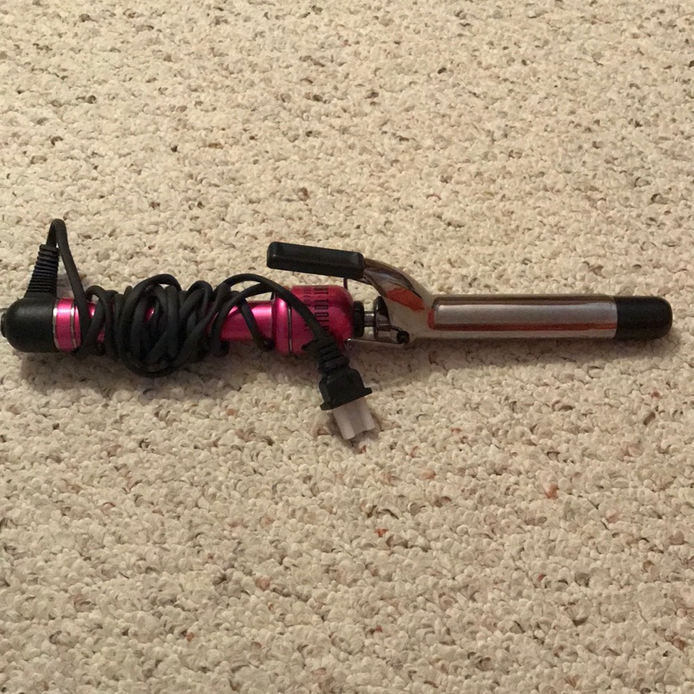 Hot Tools 1 inch Pink Titanium Curling Iron/Wand